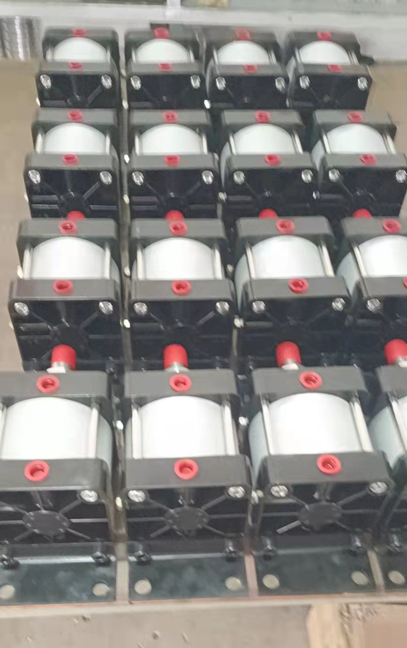  非標(biāo)氣缸定做 